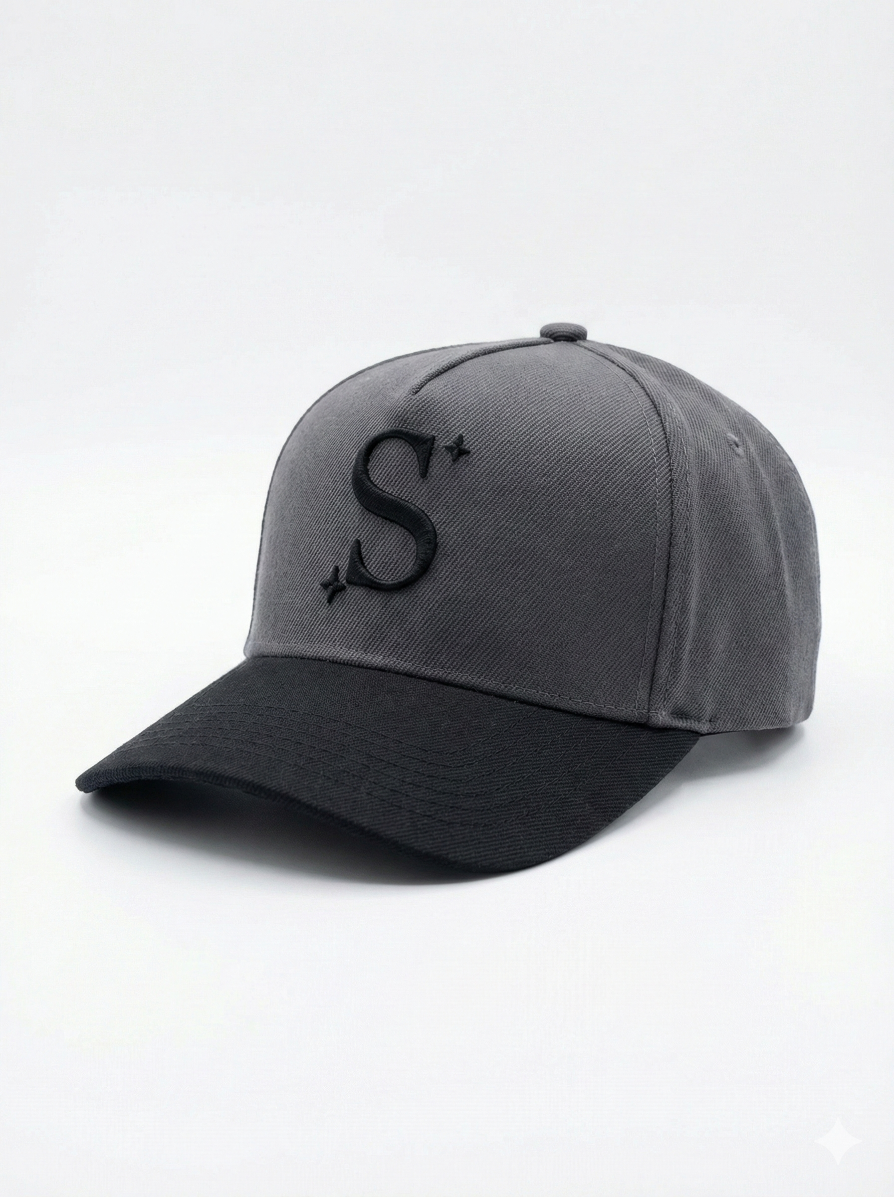 Grey trucker cap with a black 'S' logo