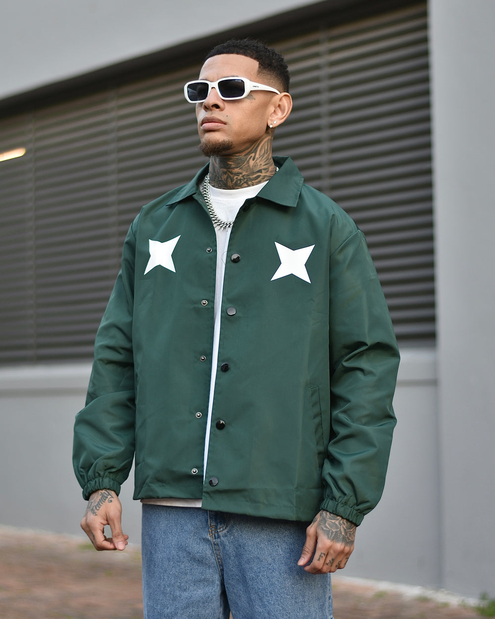 Windbreaker jacket green, two white star logos